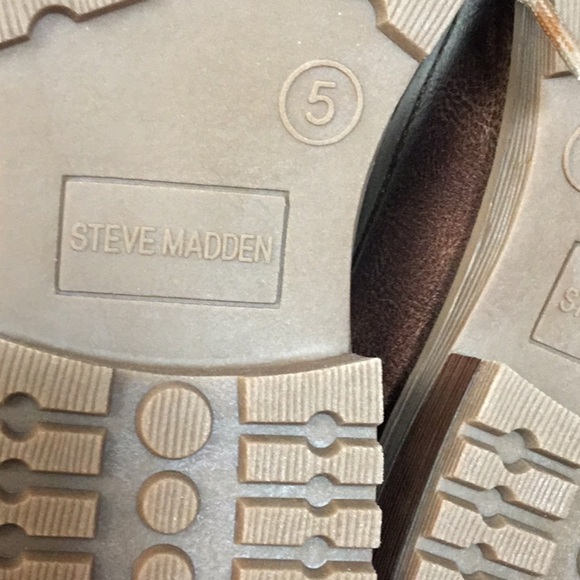 STEVE Madden girls boots. New in box Size 5 - Picture 14 of 16